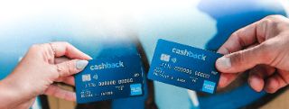 cashback-cards-keyvisual-cards-light-blue